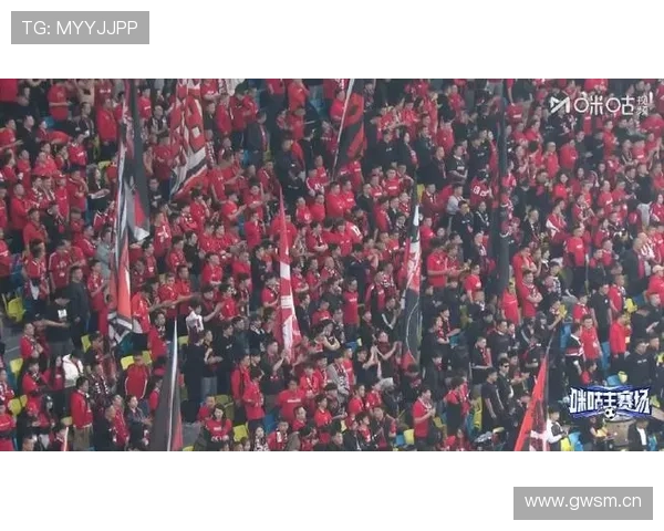 中超联赛新赛季揭幕战激烈上演 强强对决引爆球迷热情 - 副本