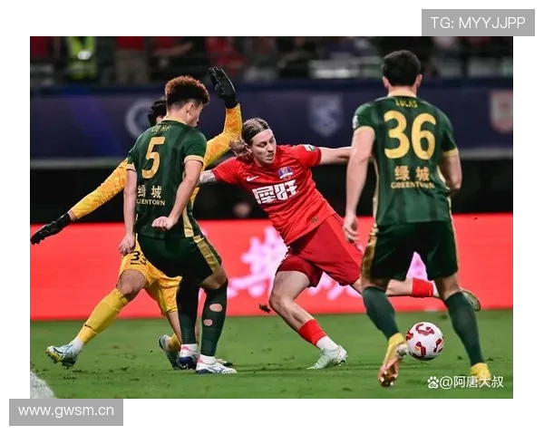 中超精彩赛事全程直播互动解析与赛况即时更新 - 副本